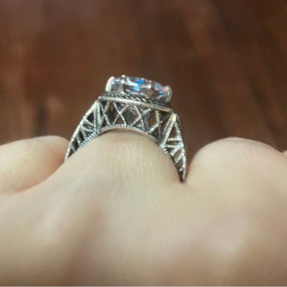 Antique reproduction ring - Picture 3 of 12